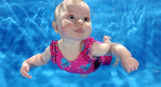 baby plávanie.jpg