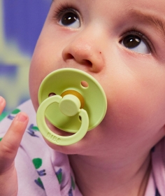 BIBS-Colour-okruhle-cumliky-z-prirodneho-kaucuku-Matcha-dieta-square.jpg